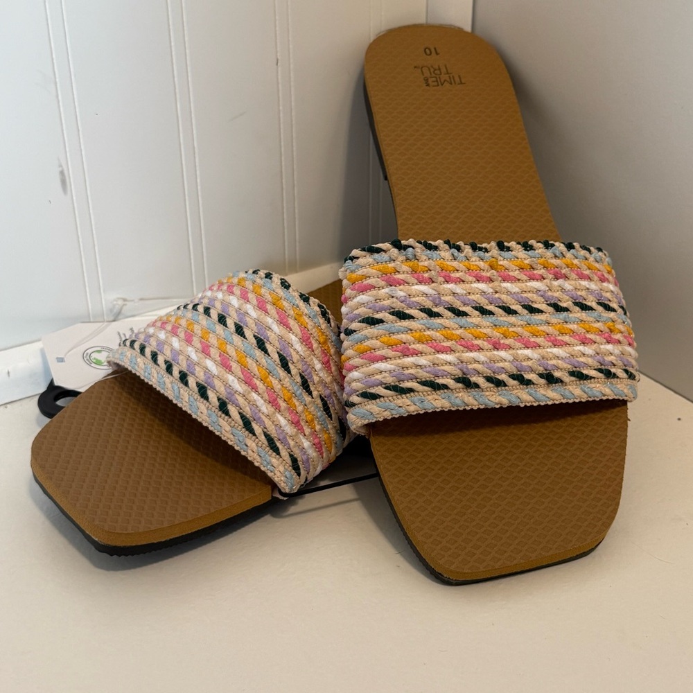Cute Time and Tru Multi-Color Braided Slide slip on woven Sandals